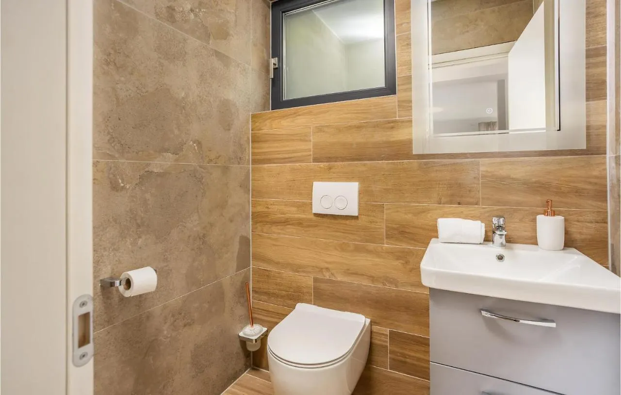 Awesome Home In Stari Laz With Wi-Fi Kroatien